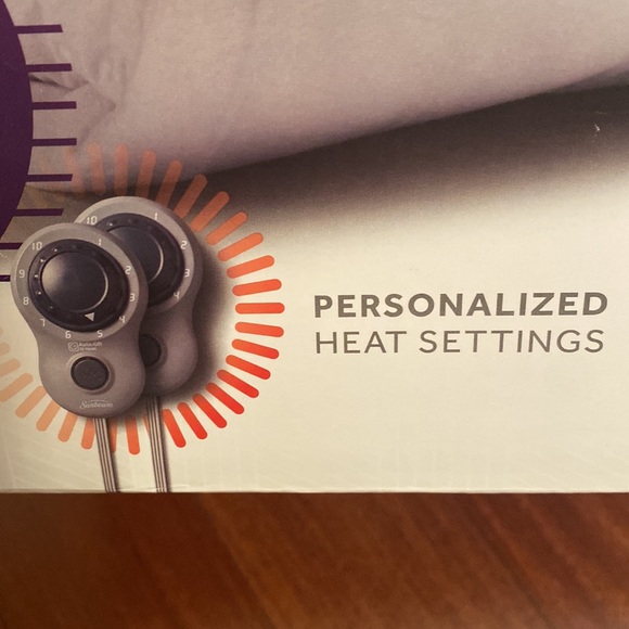 SUNBEAM NEW in Box King-size Heated Mattress Pad Dual Zone Controls - Picture 10 of 13